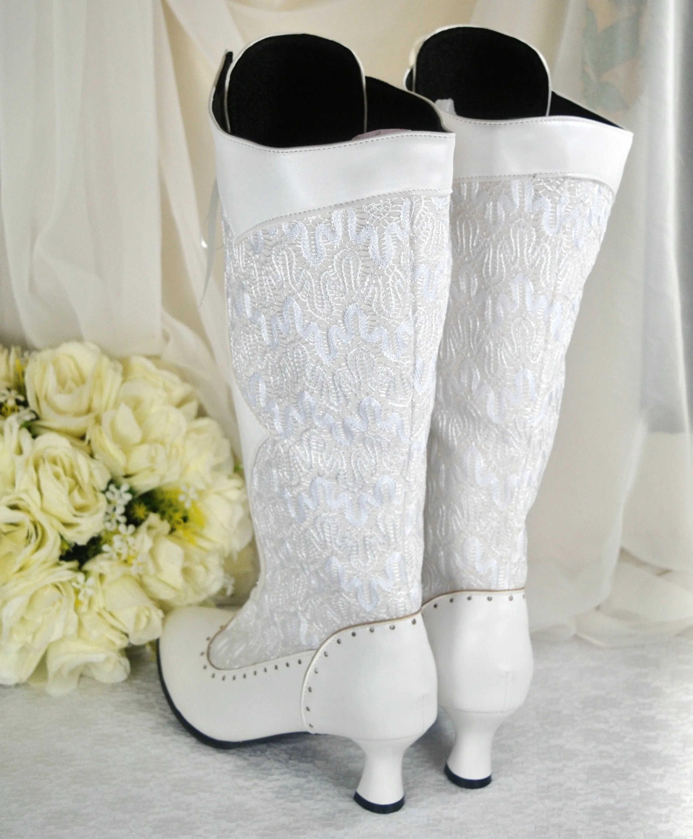 Beautiful 'Winter Wedding' Bridal Boots