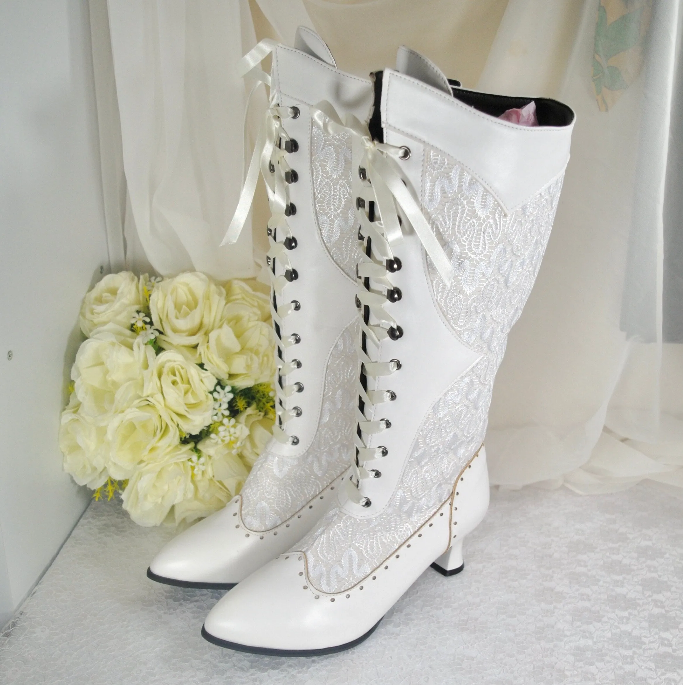 Beautiful 'Winter Wedding' Bridal Boots