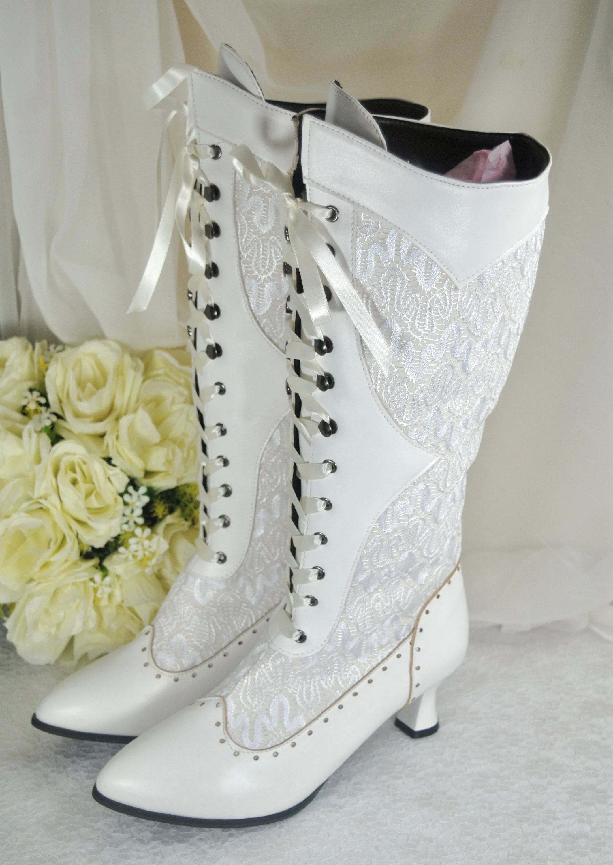 Beautiful 'Winter Wedding' Bridal Boots