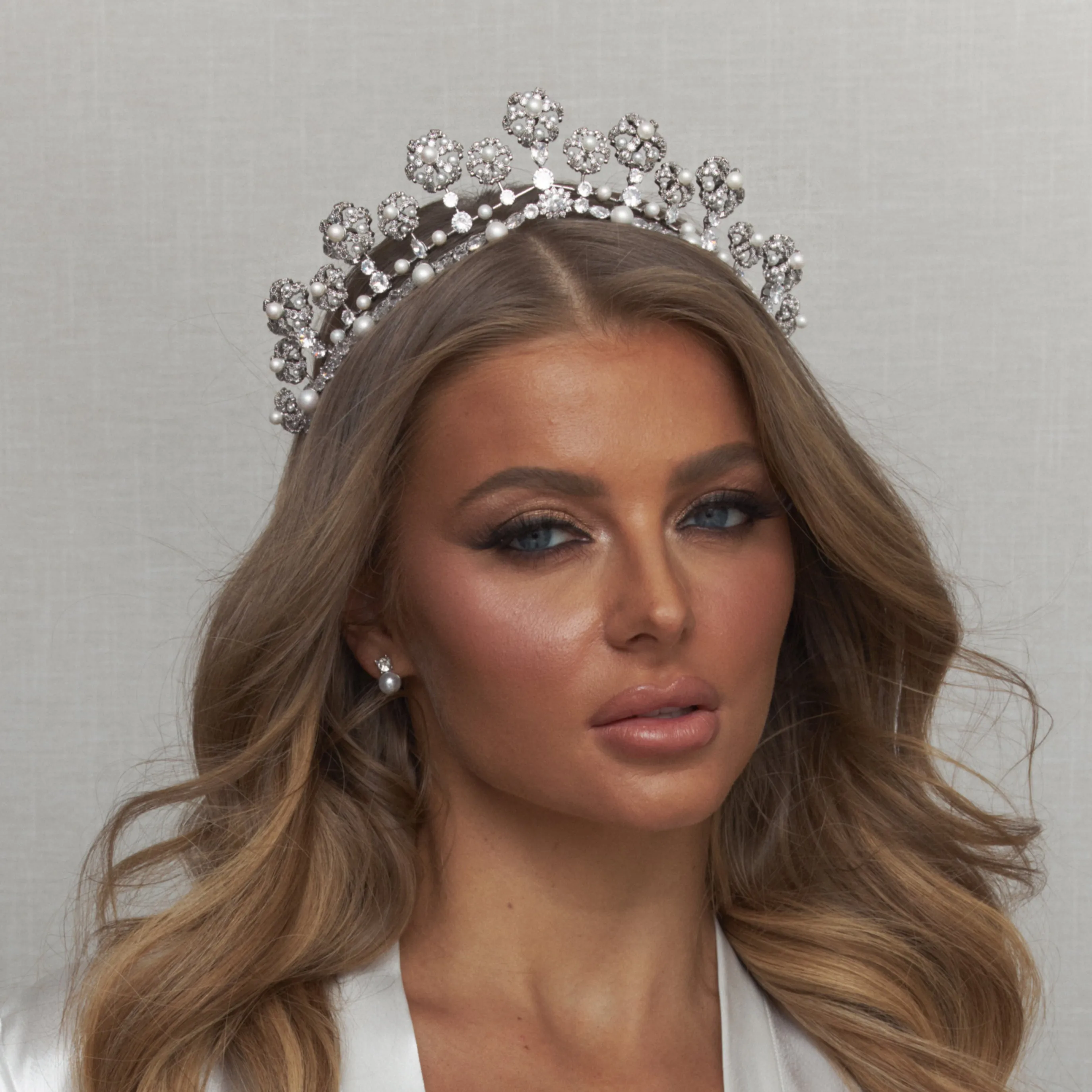 Bijou Pearl Bridal Crown