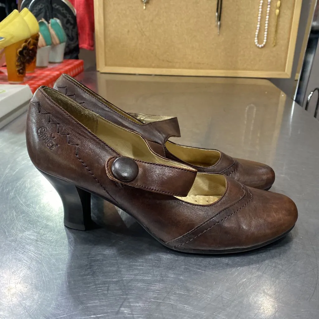 Caprice mary janes 40.5