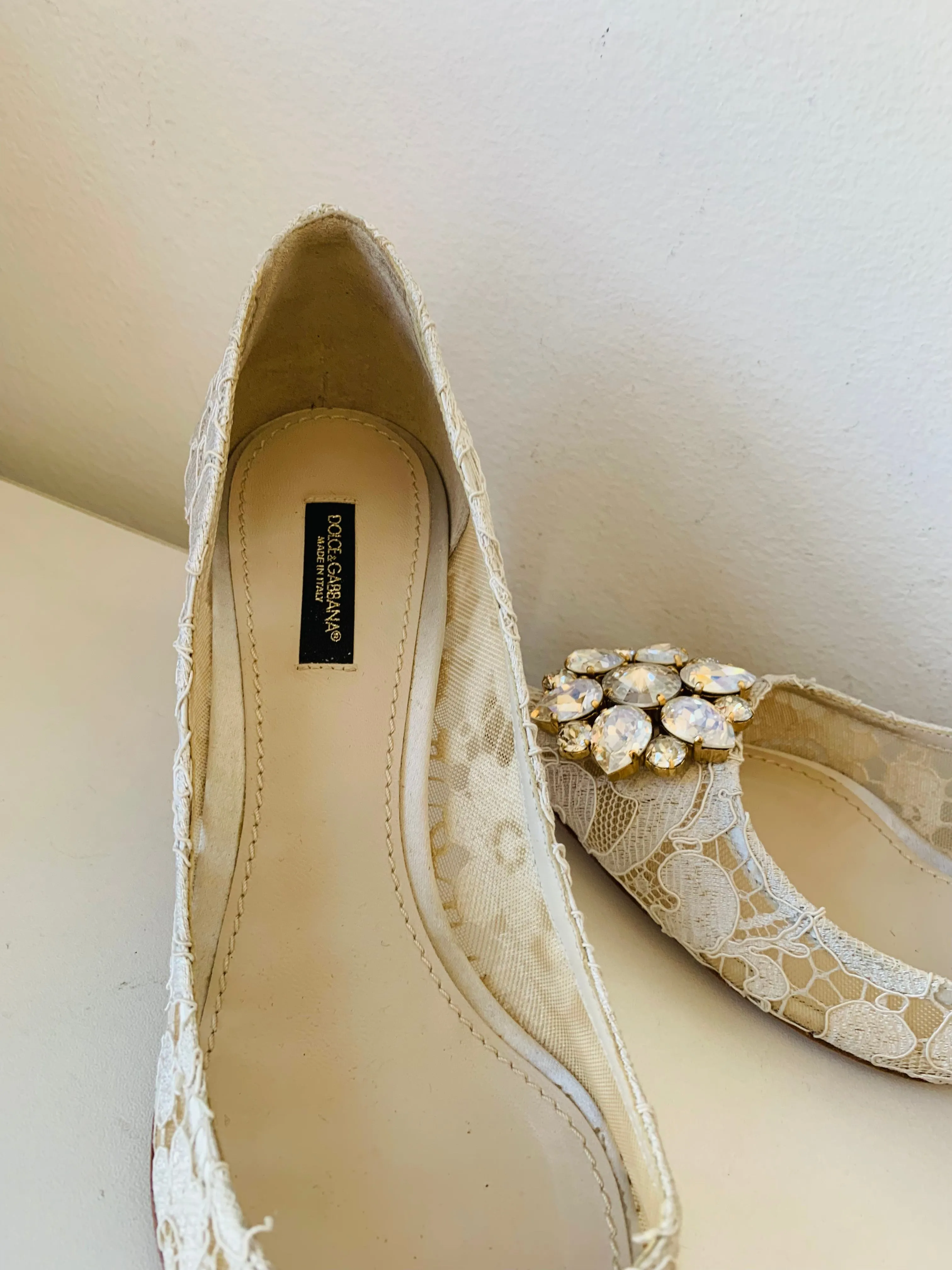 Dolce & Gabbana Belluci Taormina Lace With Swarovski Crystals Women’s Pumps Size 38.5