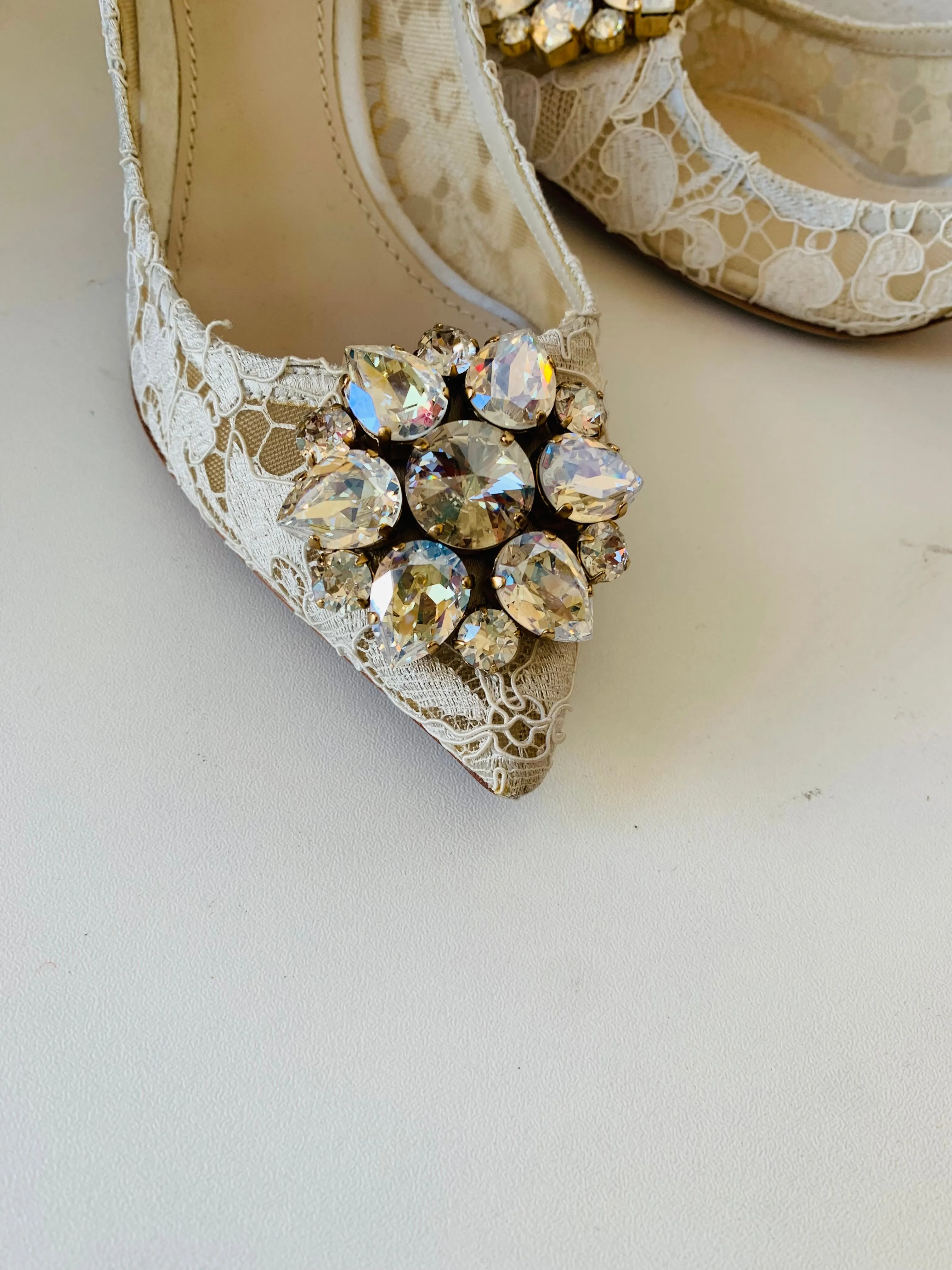 Dolce & Gabbana Belluci Taormina Lace With Swarovski Crystals Women’s Pumps Size 38.5