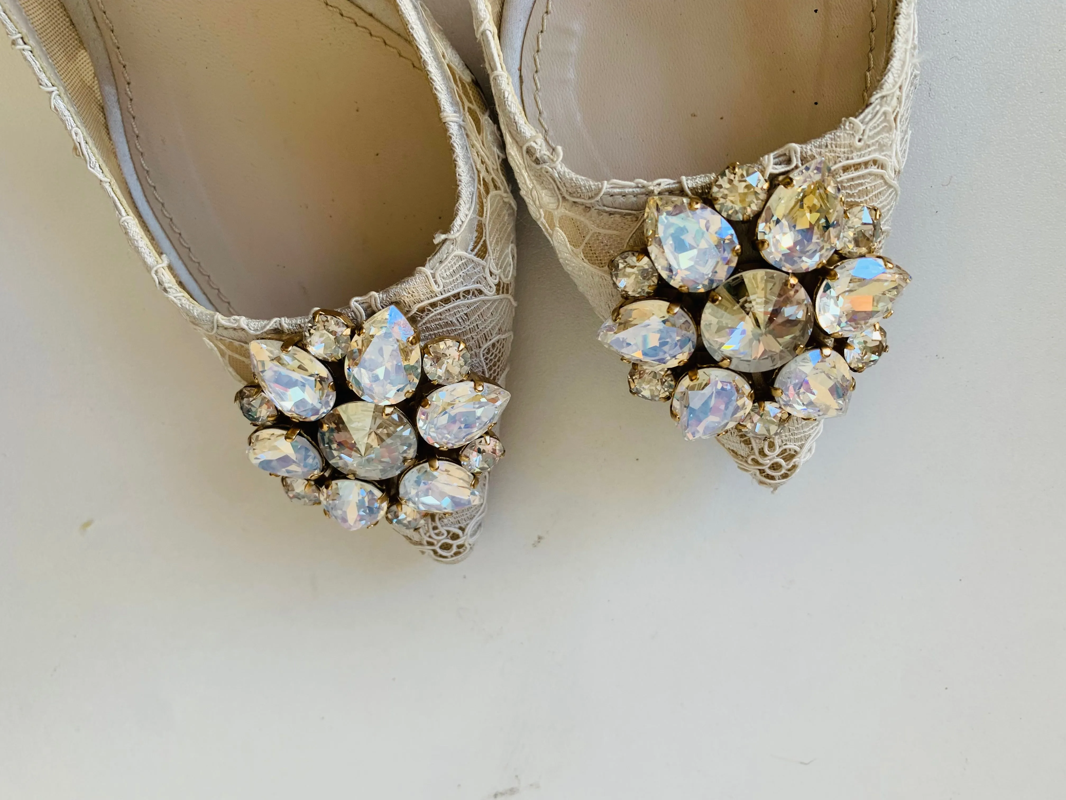 Dolce & Gabbana Belluci Taormina Lace With Swarovski Crystals Women’s Pumps Size 38.5