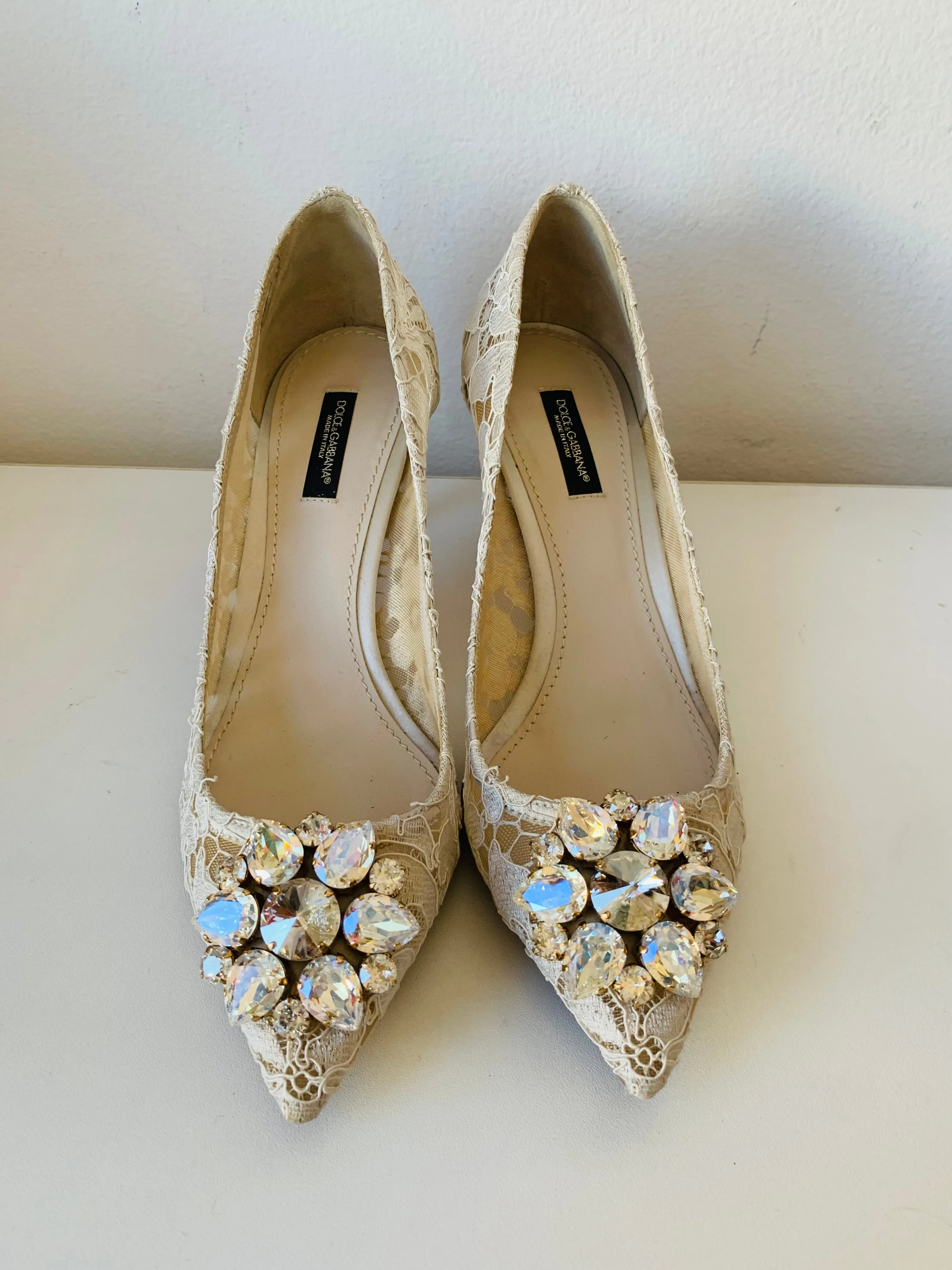 Dolce & Gabbana Belluci Taormina Lace With Swarovski Crystals Women’s Pumps Size 38.5