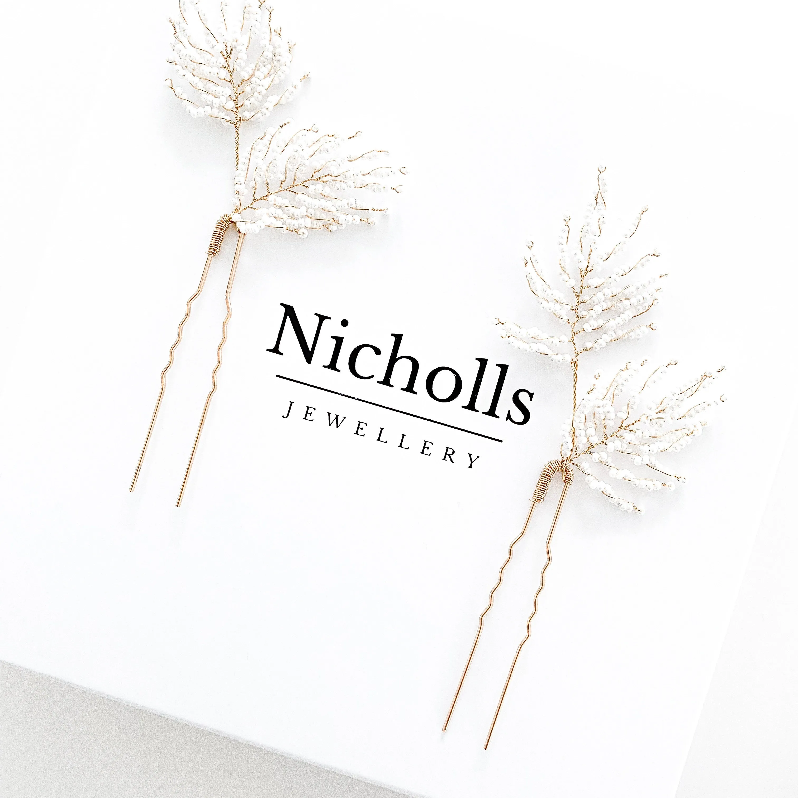 Feather Leaf White Beaded Hair Pins