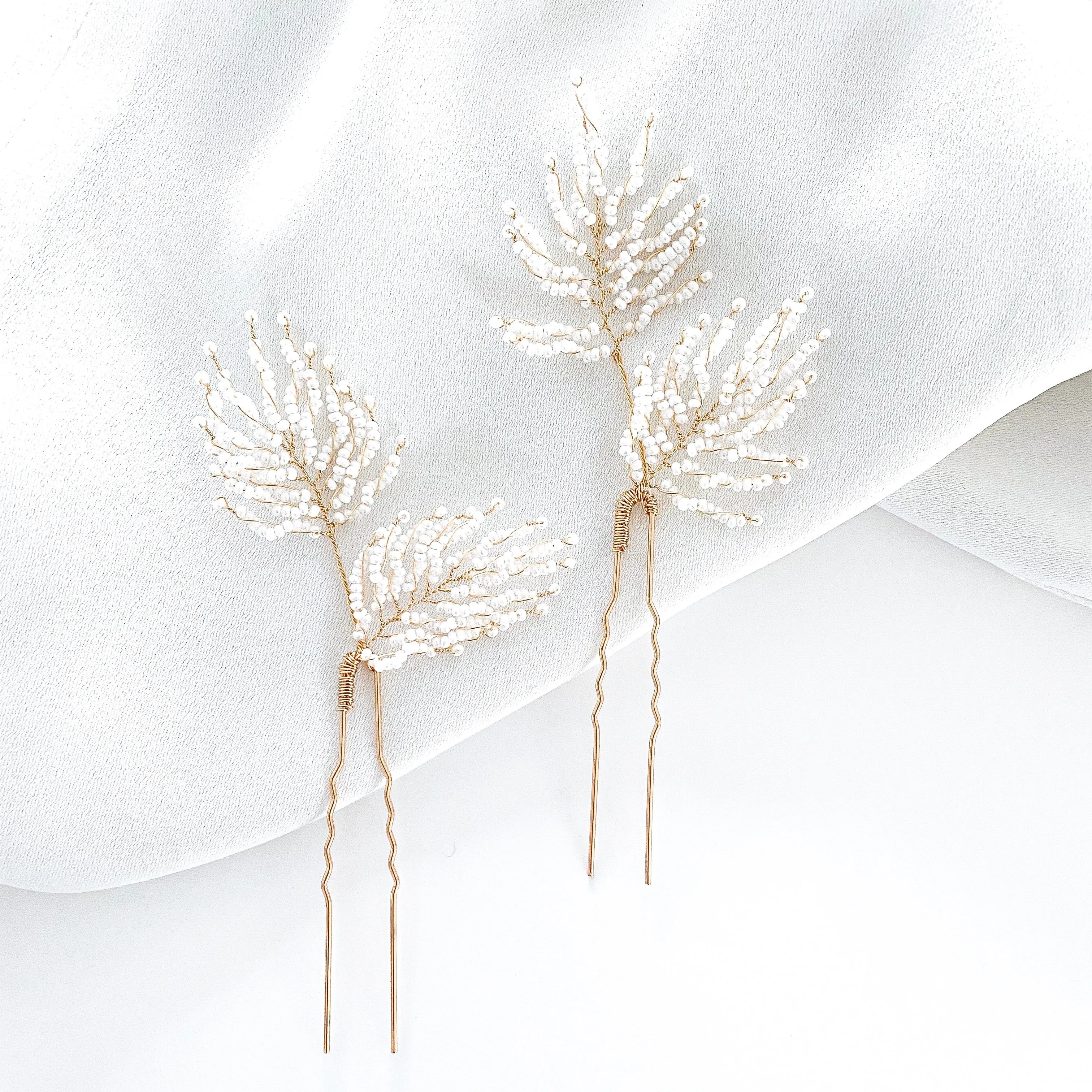Feather Leaf White Beaded Hair Pins