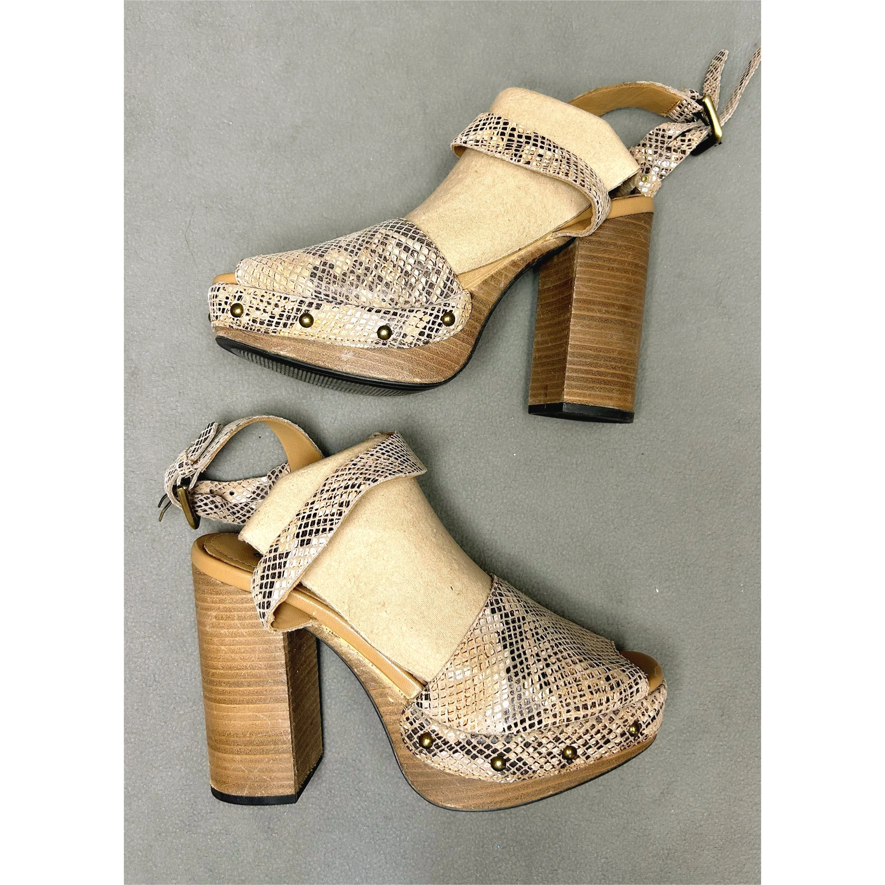 Free People lizard platform sandals, size 7.5-8, BRAND NEW!