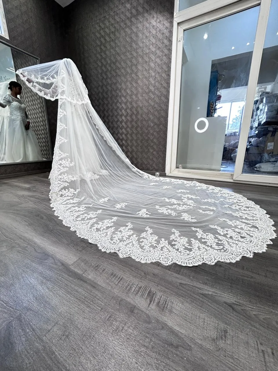 GownLink's Cathedral Bridal Long Veil with Comb and Front Face Layers for Christian & Catholic Weddings GLHL56 Length 3.5 Mtr