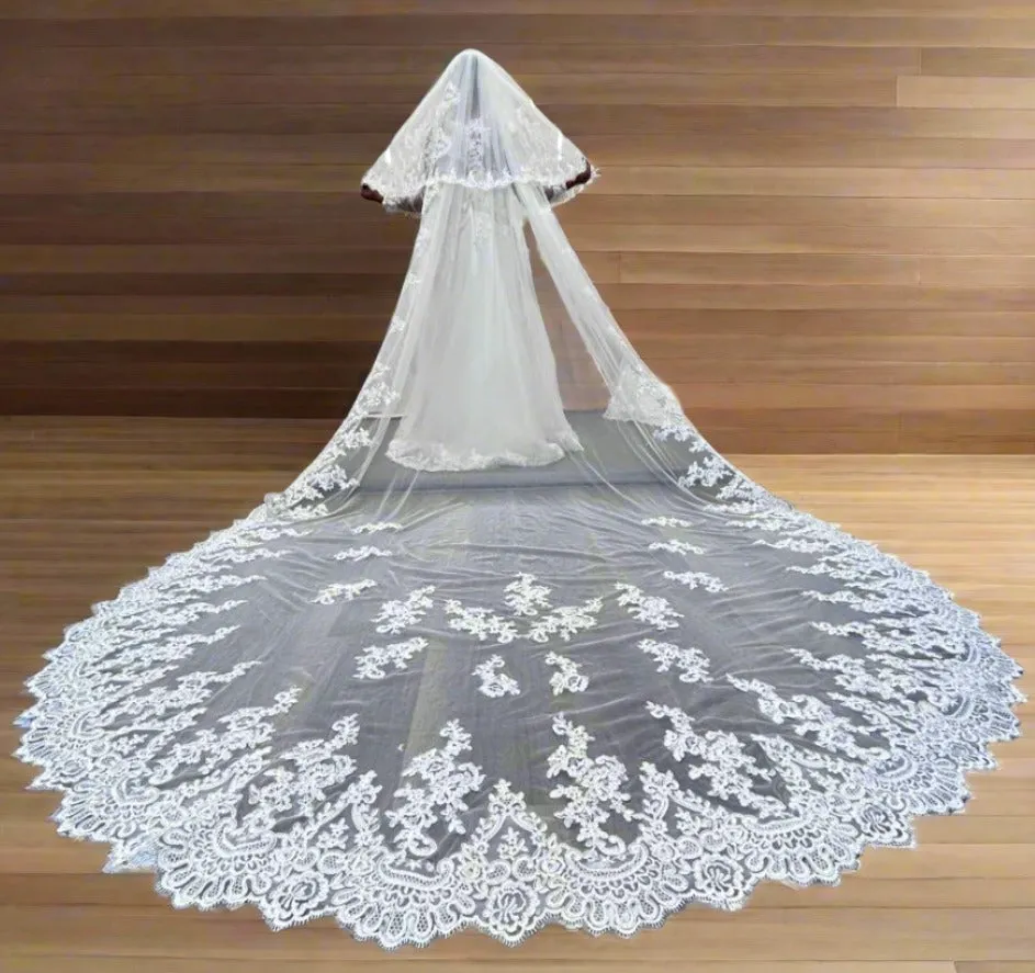 GownLink's Cathedral Bridal Long Veil with Comb and Front Face Layers for Christian & Catholic Weddings GLHL56 Length 3.5 Mtr