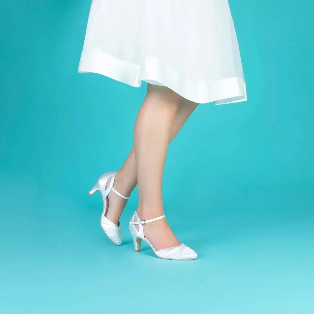 Ivory Satin Block Heel Wedding Shoe, Perfect Bridal Company, Shay, Size 4 ***SALE***