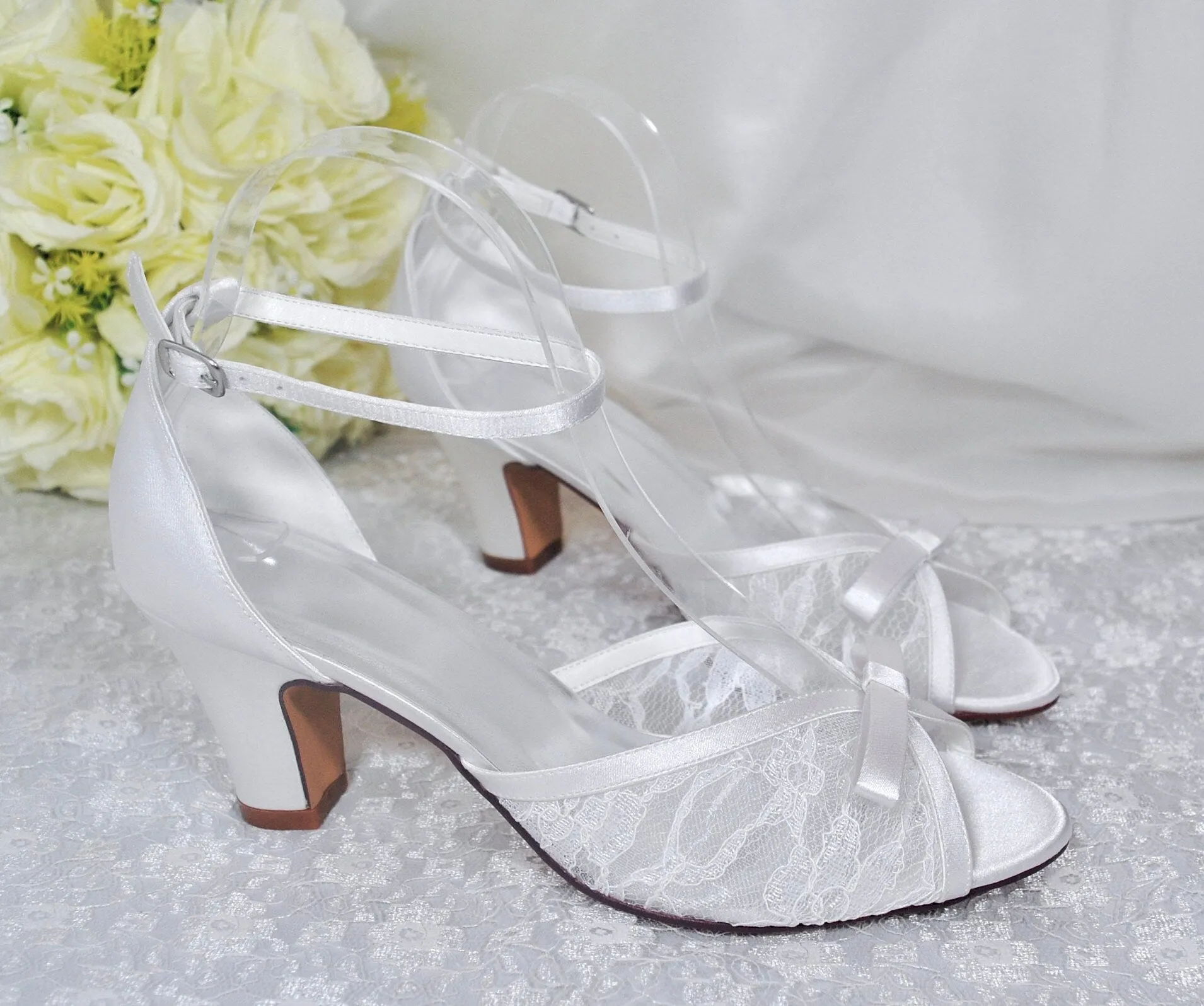 Lace Block Heel Sandals | Ivory or White