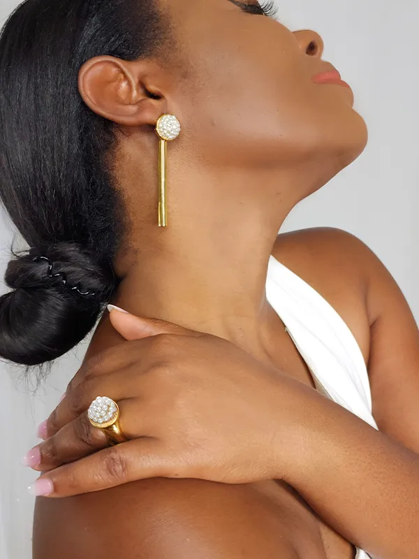 Onei Pearl Drop Earrings