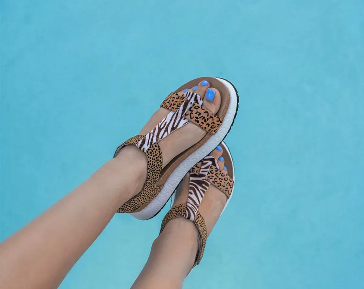 OTBT - MEND in ANIMAL PRINT Platform Sandals