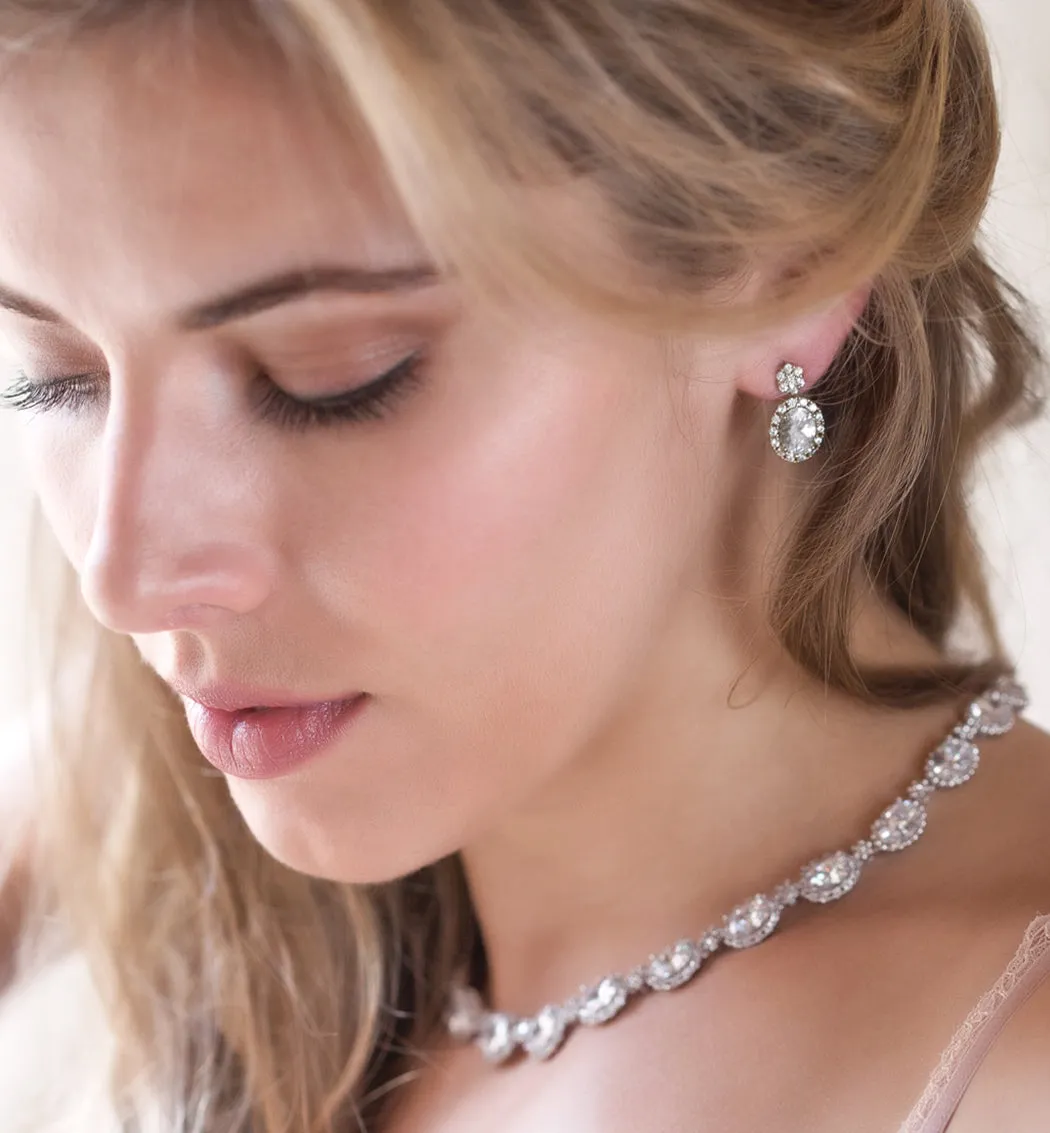 Ovali Halo Drop Earrings