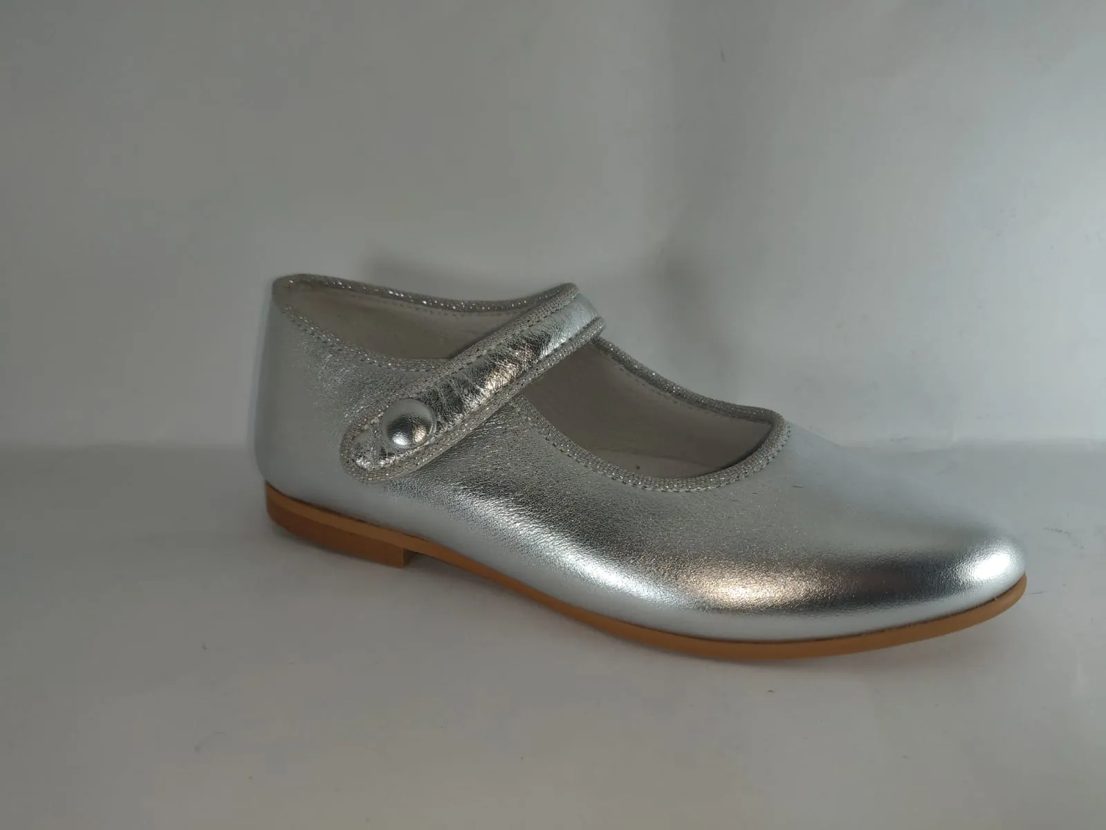 Shawn & Jeffery Girls Silver Leather Classic Button Mary Jane