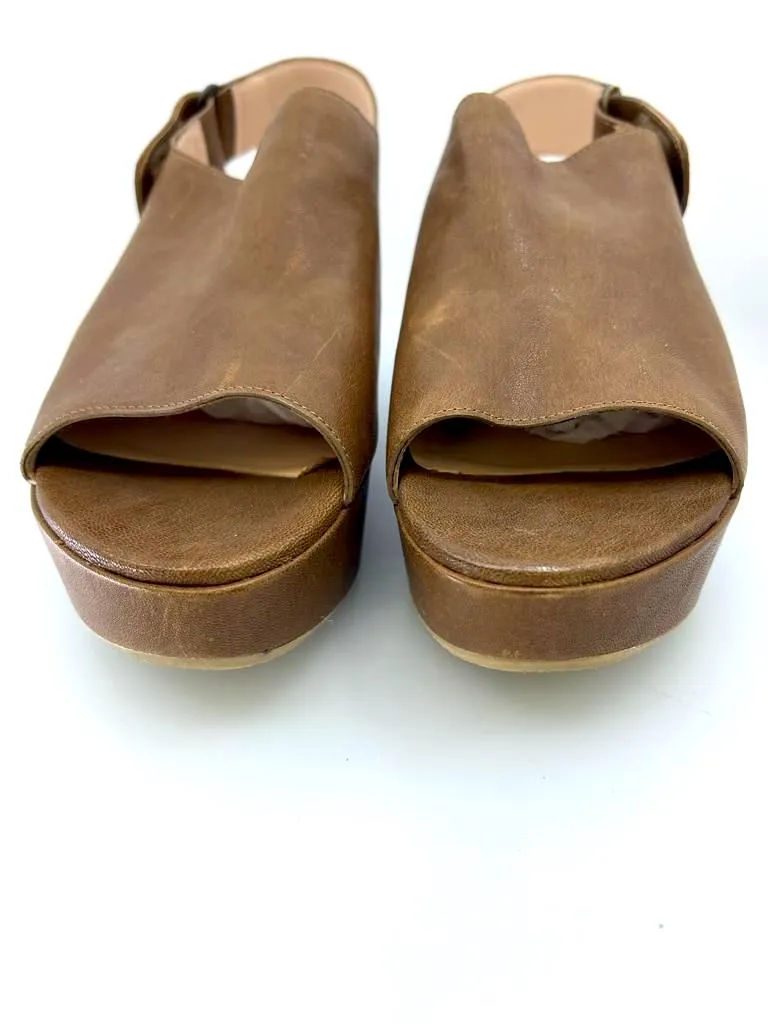 STUART WEITZMAN LEATHER SLINGBACK SANDALS