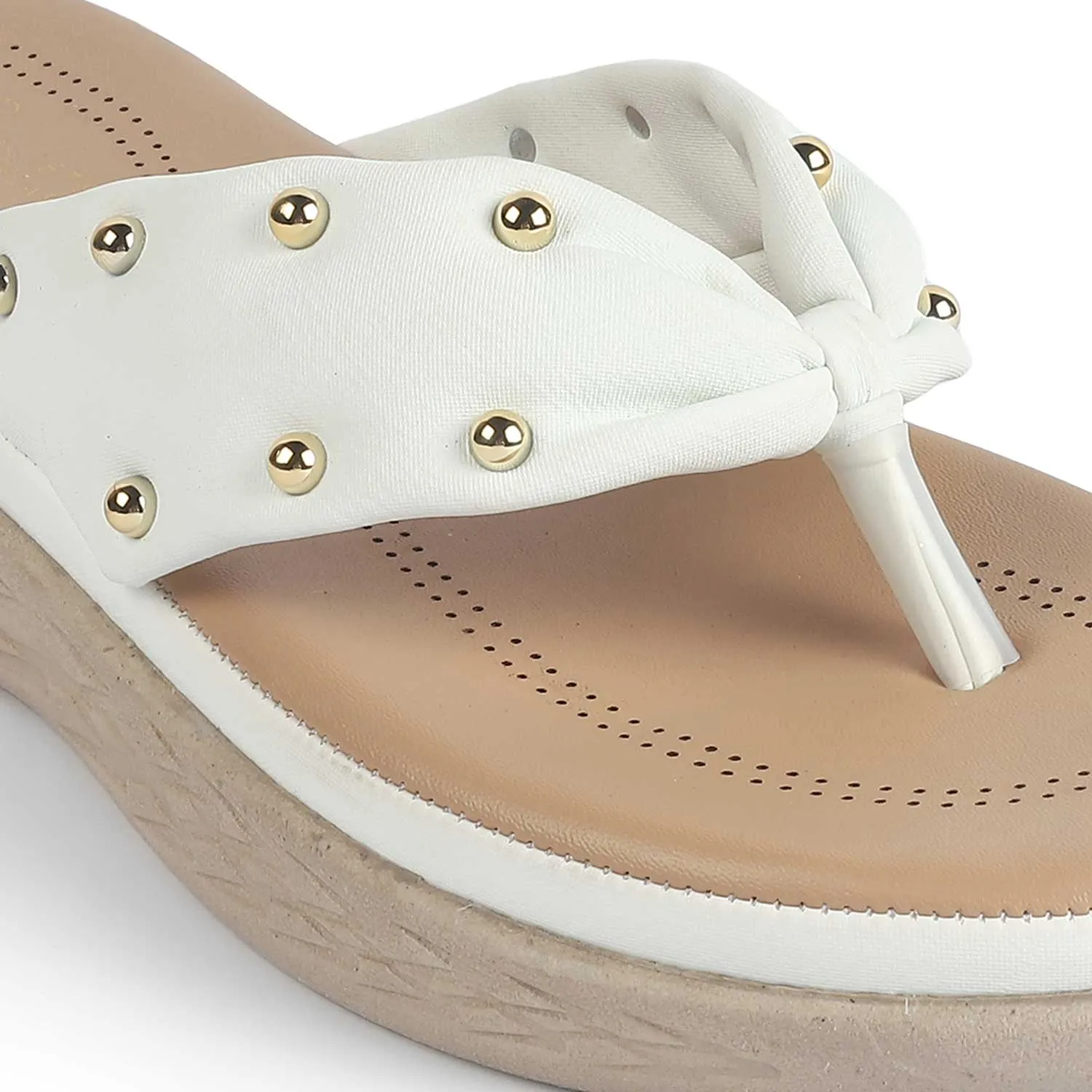 Tresmode Haiv White Women's Casual Platform Wedge Sandals