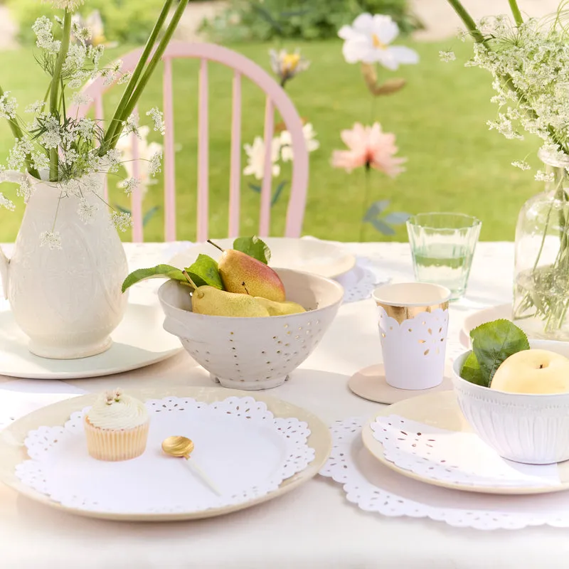 White Lace Party Cups 6pk.